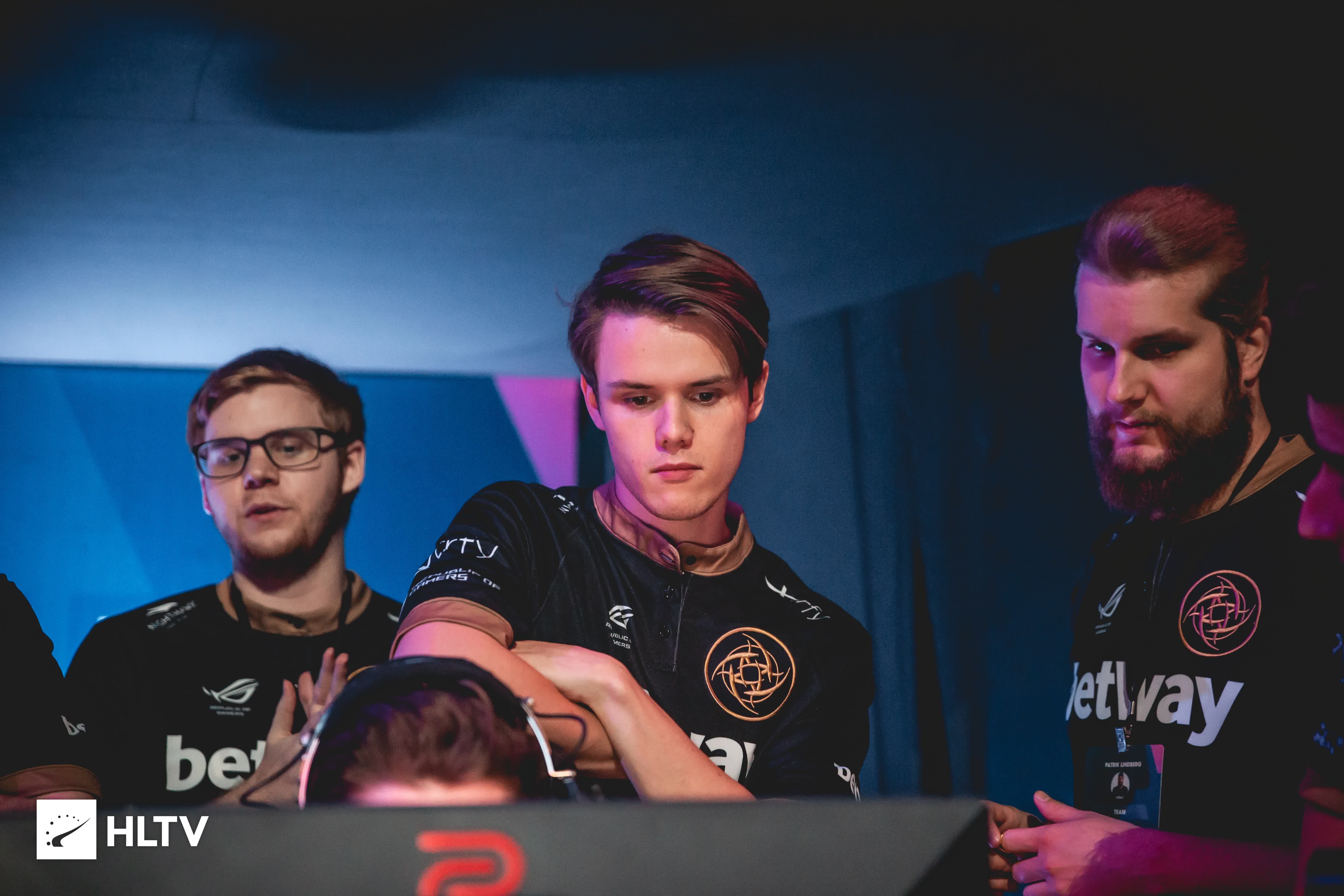 巴萨或将重 巴萨或将重