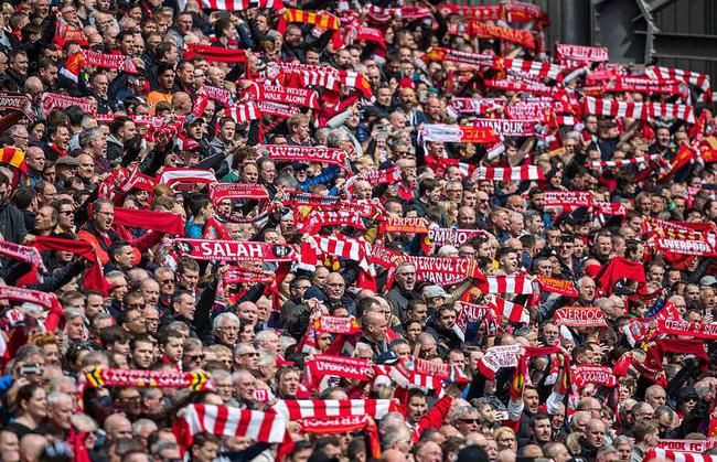 现场专访Mo：输比赛自己背锅 当主播比打职业更辛苦